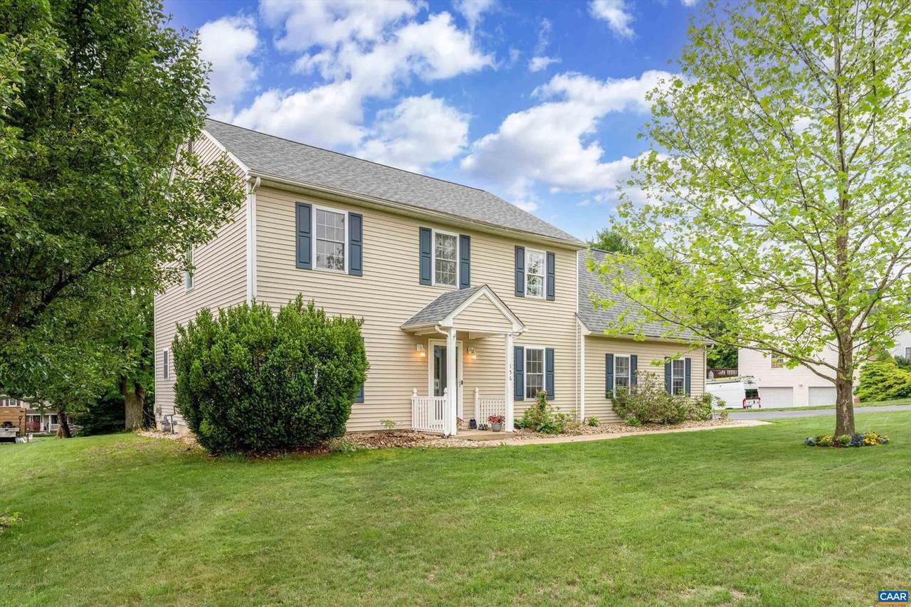 156 Pheasant Run - Photo 1