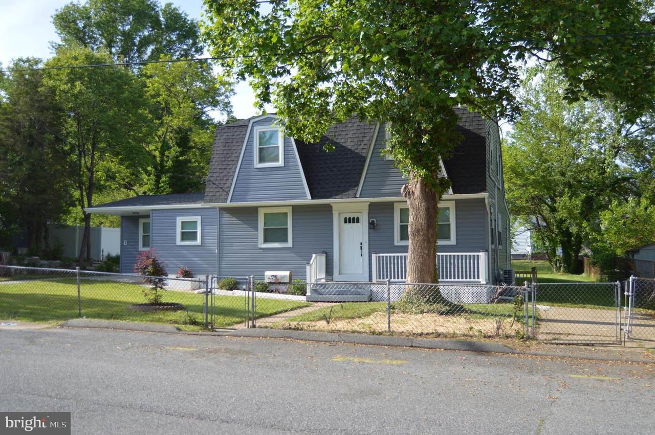 96 Packard Avenue - Photo 1