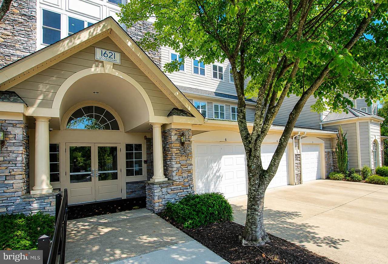 1621 Ladue Court - Photo 1