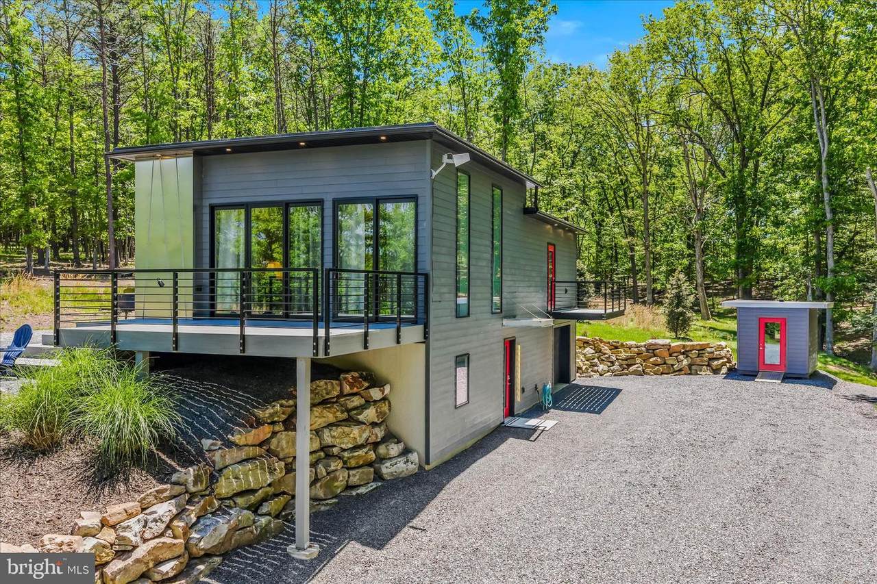 80 Holly Hill Court - Photo 1