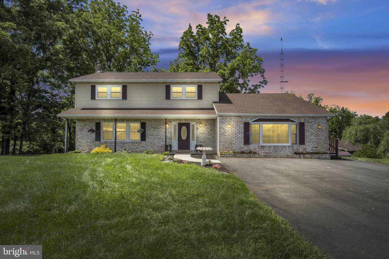 21 Loree Lane - Photo 1