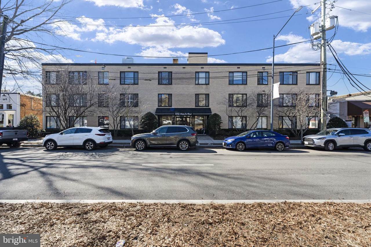 5112 Macarthur Boulevard - Photo 1