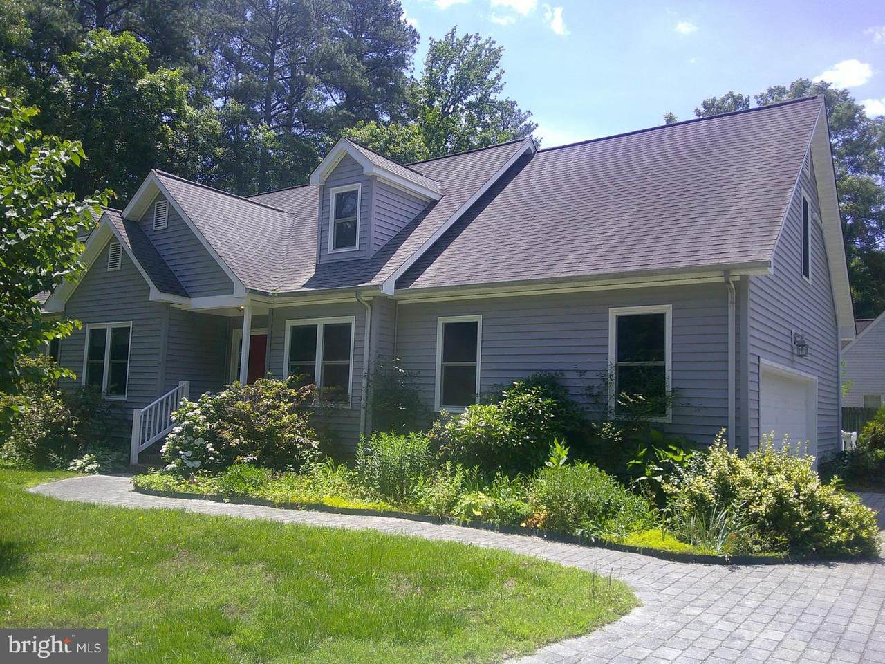 6514 Wyncote Avenue - Photo 1