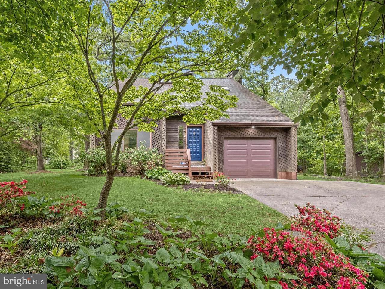 285 Michener Court - Photo 1