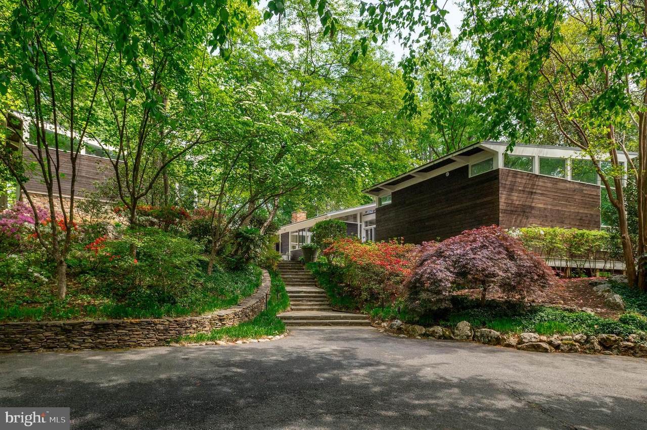 7201 Broxburn Drive - Photo 1