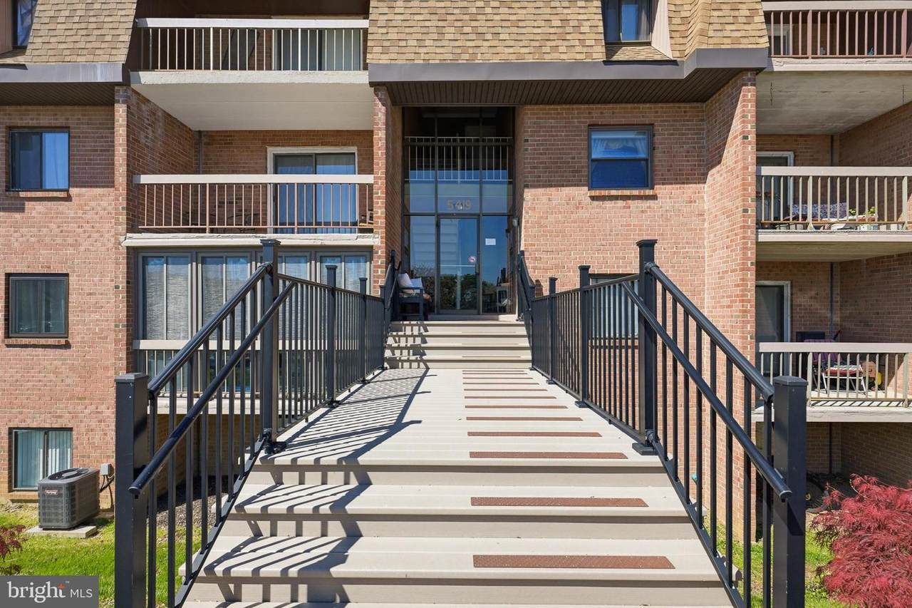 5419 Golf View Drive - Photo 1