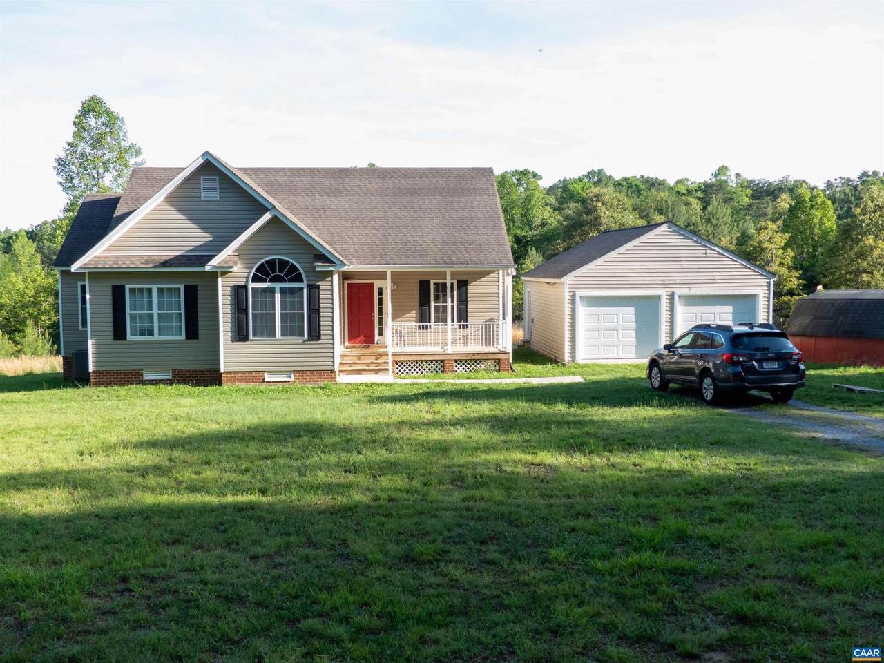 1307 Hardware Rd - Photo 1