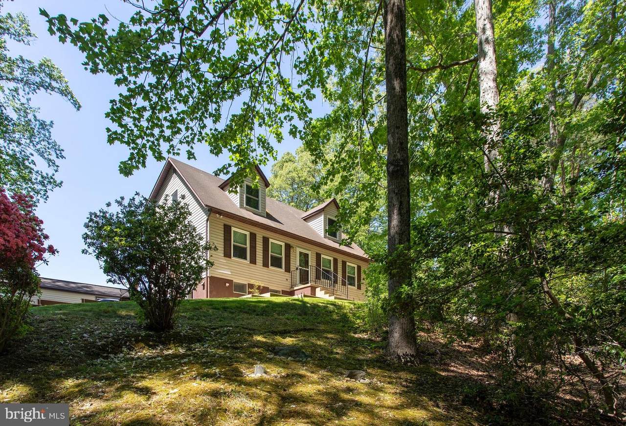 540 Thunderbird Drive - Photo 1