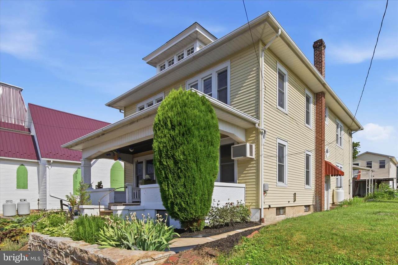 274 Moore Street - Photo 1