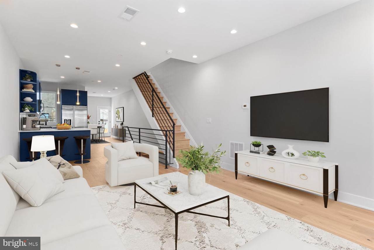 713 58TH Street - Photo 1
