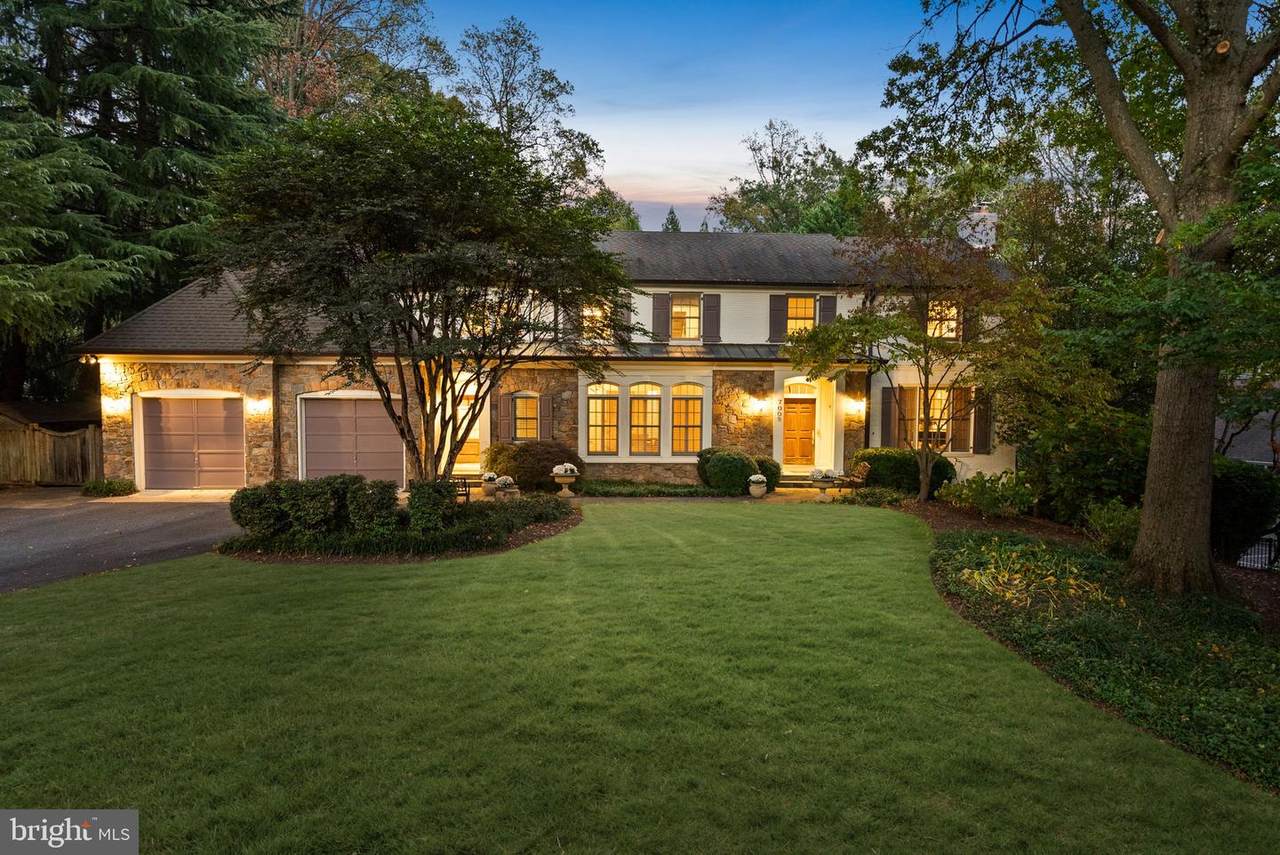 7009 Loch Lomond Drive - Photo 1
