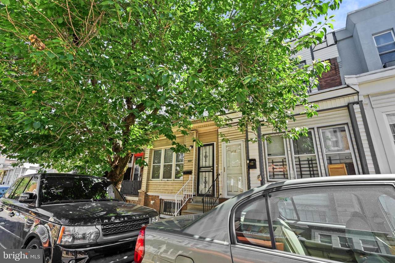 950 Russell Street - Photo 1