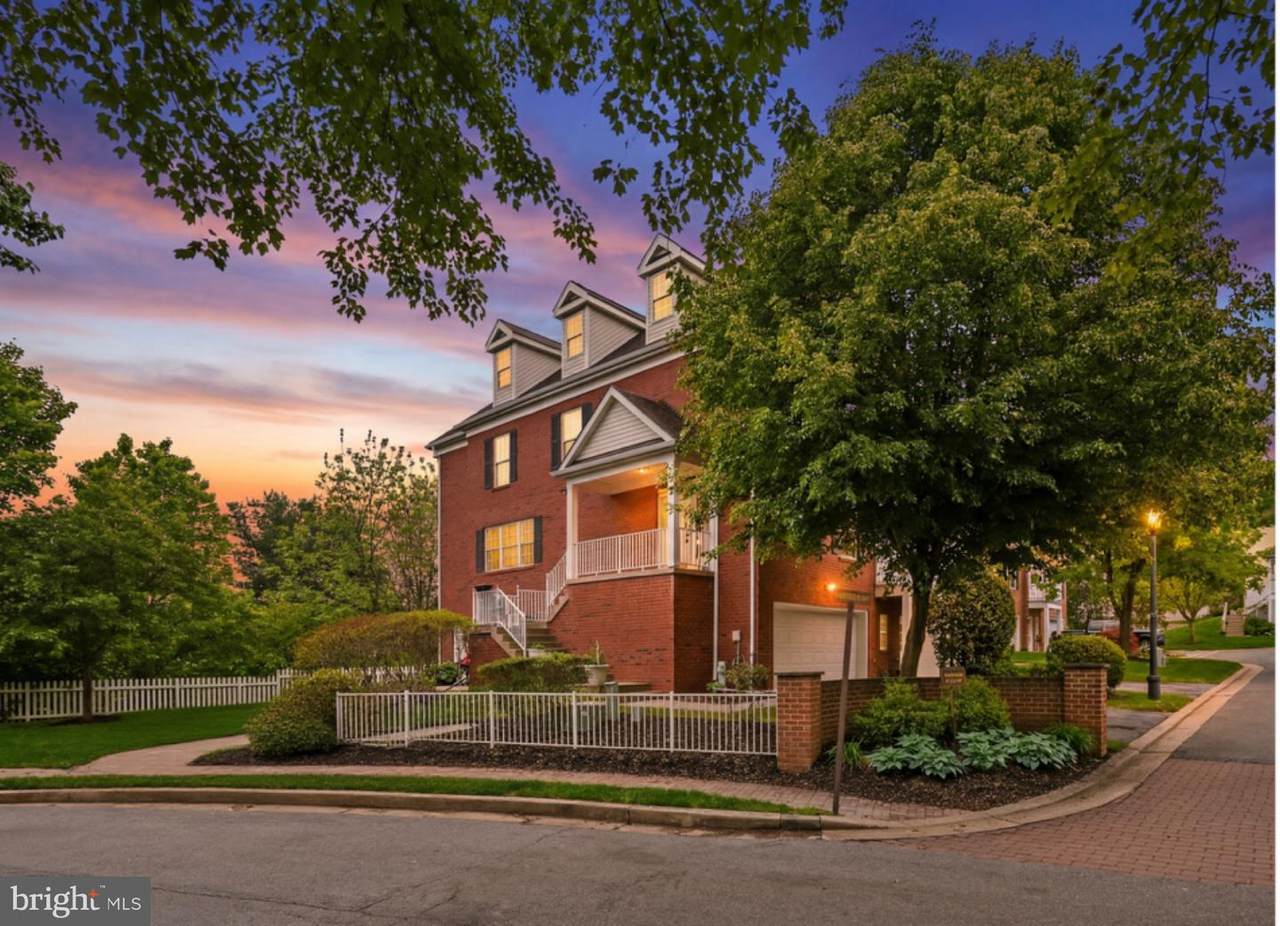 1 Johnsborough Court - Photo 1