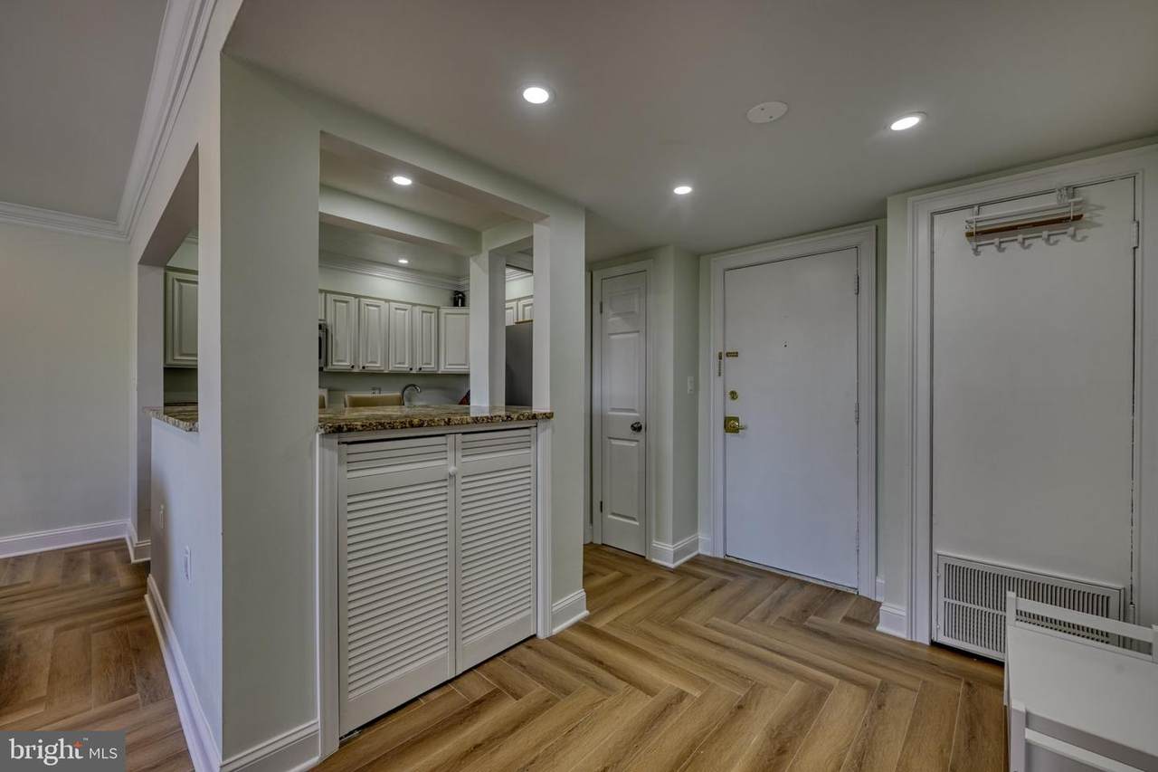 200 Cross Keys Road - Photo 1