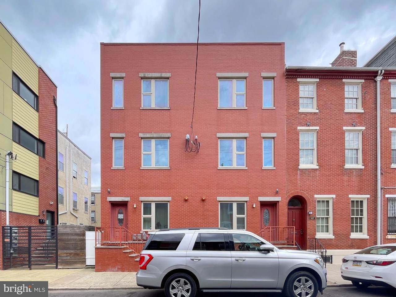 1131 Green Street - Photo 1