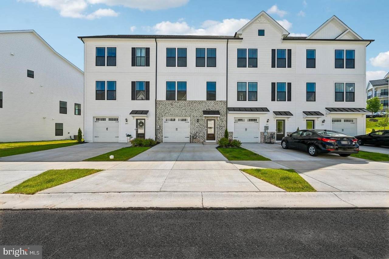 2109 Peace Lily Lane - Photo 1