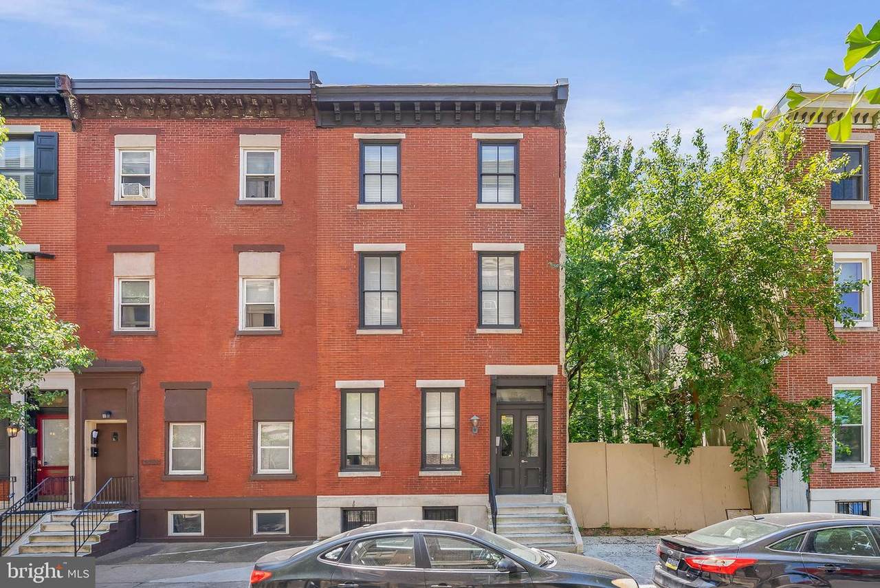 1522 Mount Vernon Street - Photo 1