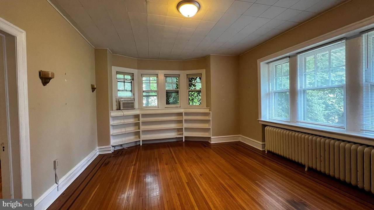 316 Gerard Avenue - Photo 1