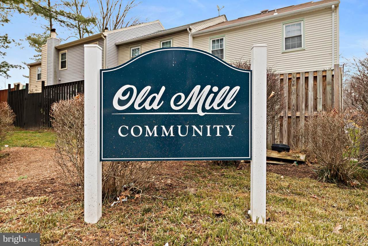 9553 Cherry Oak Court - Photo 1