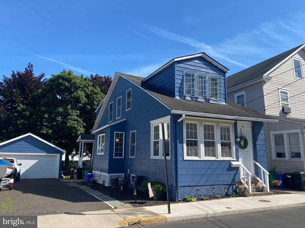 9 Snowden Avenue - Photo 1