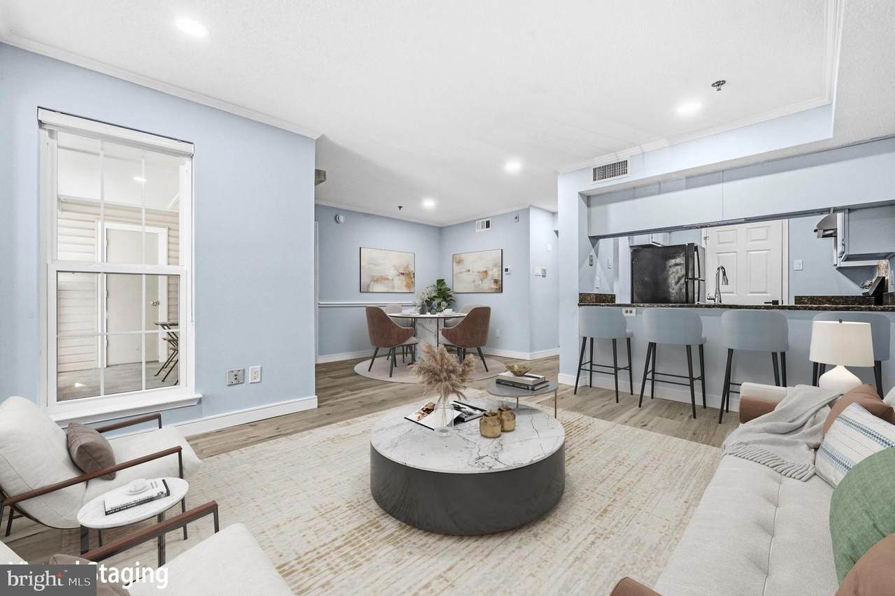 1524 Lincoln Way - Photo 1