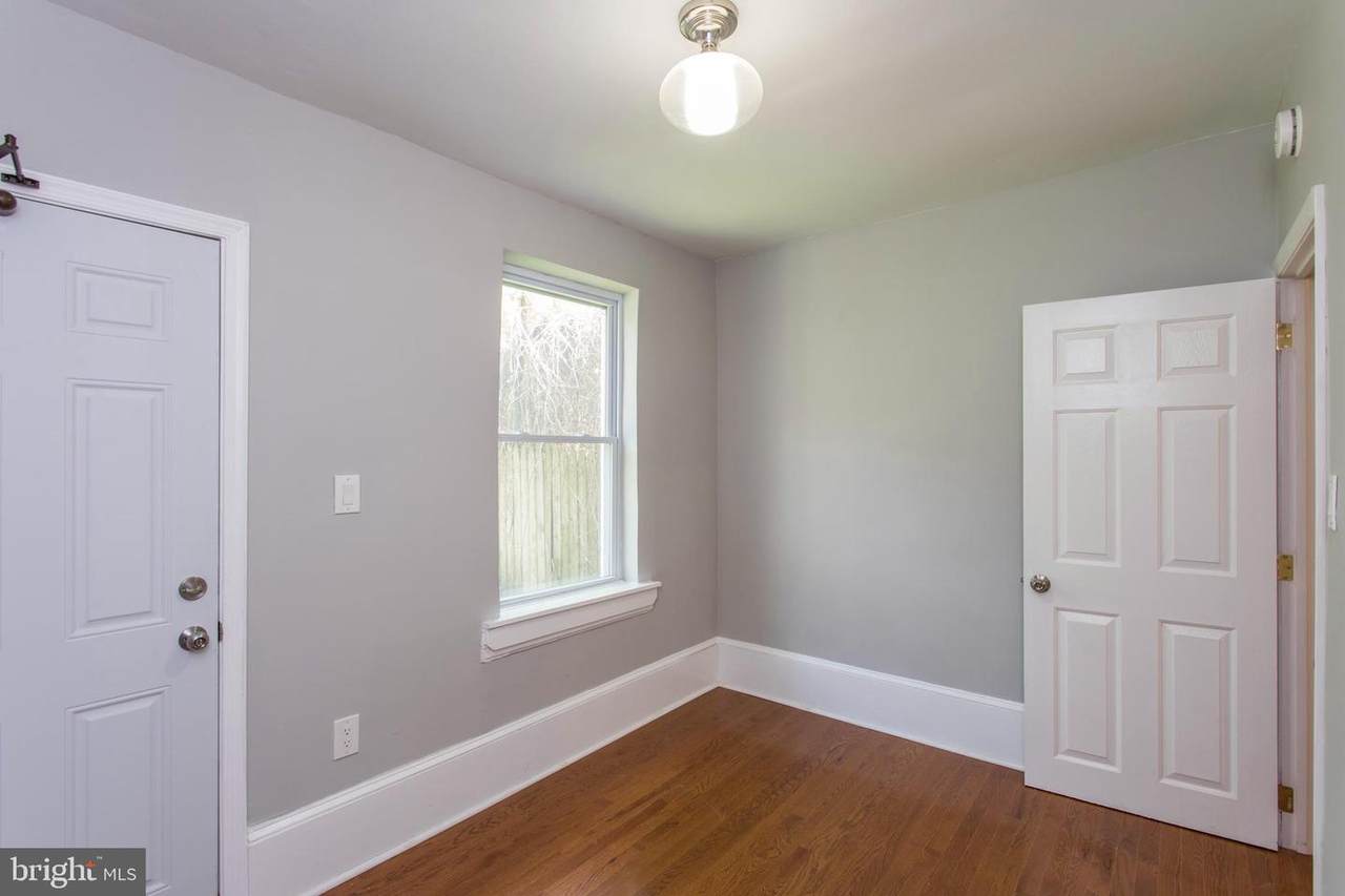 721 19TH Street - Photo 1