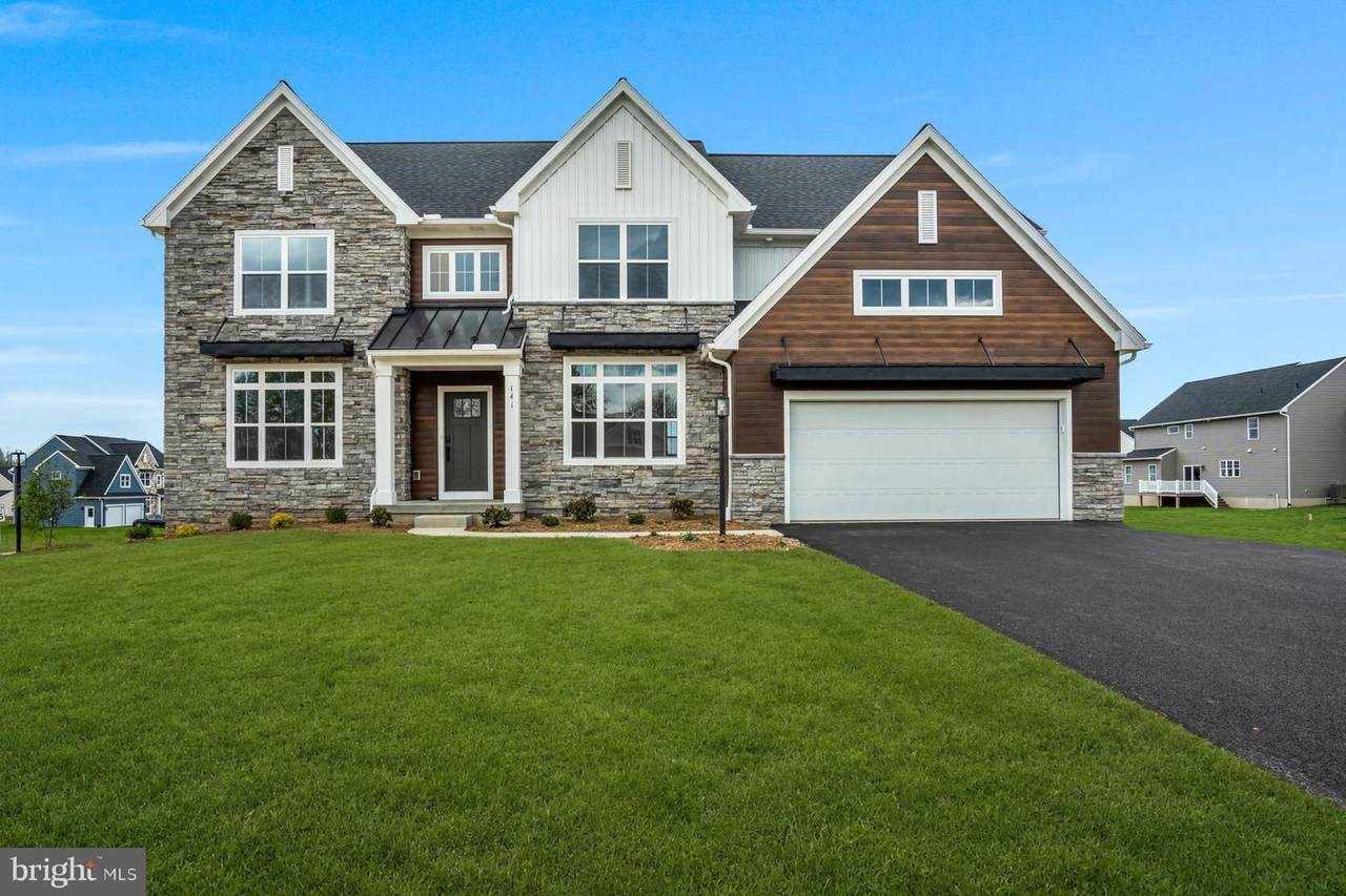 139 Berkshire Drive - Photo 1