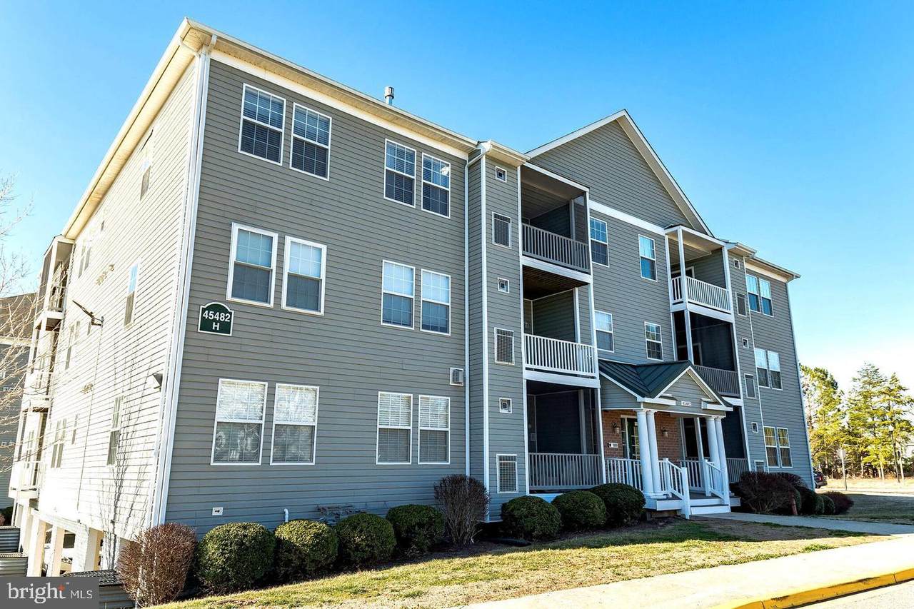 45482 Westmeath Way - Photo 1