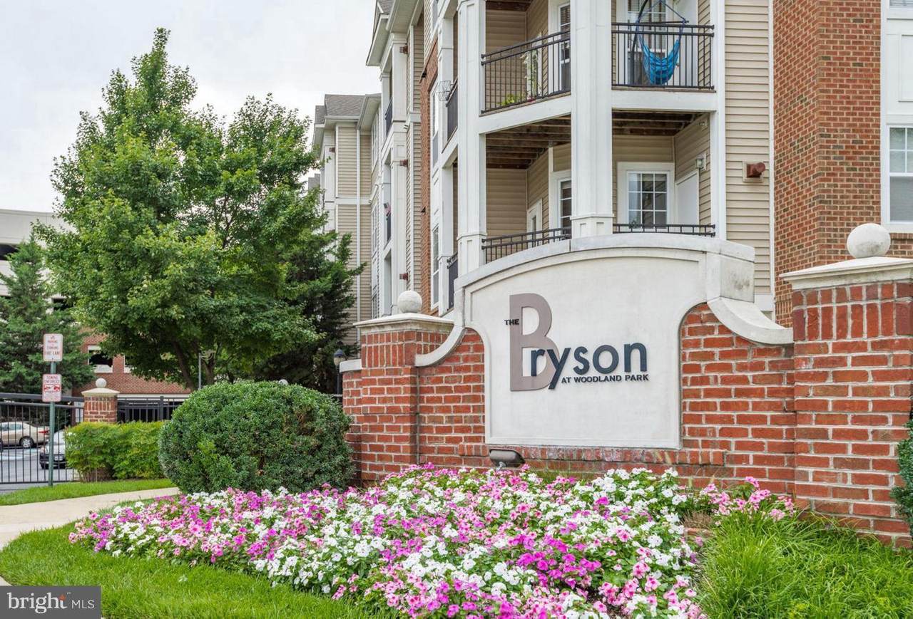 12913 Centre Park Circle - Photo 1