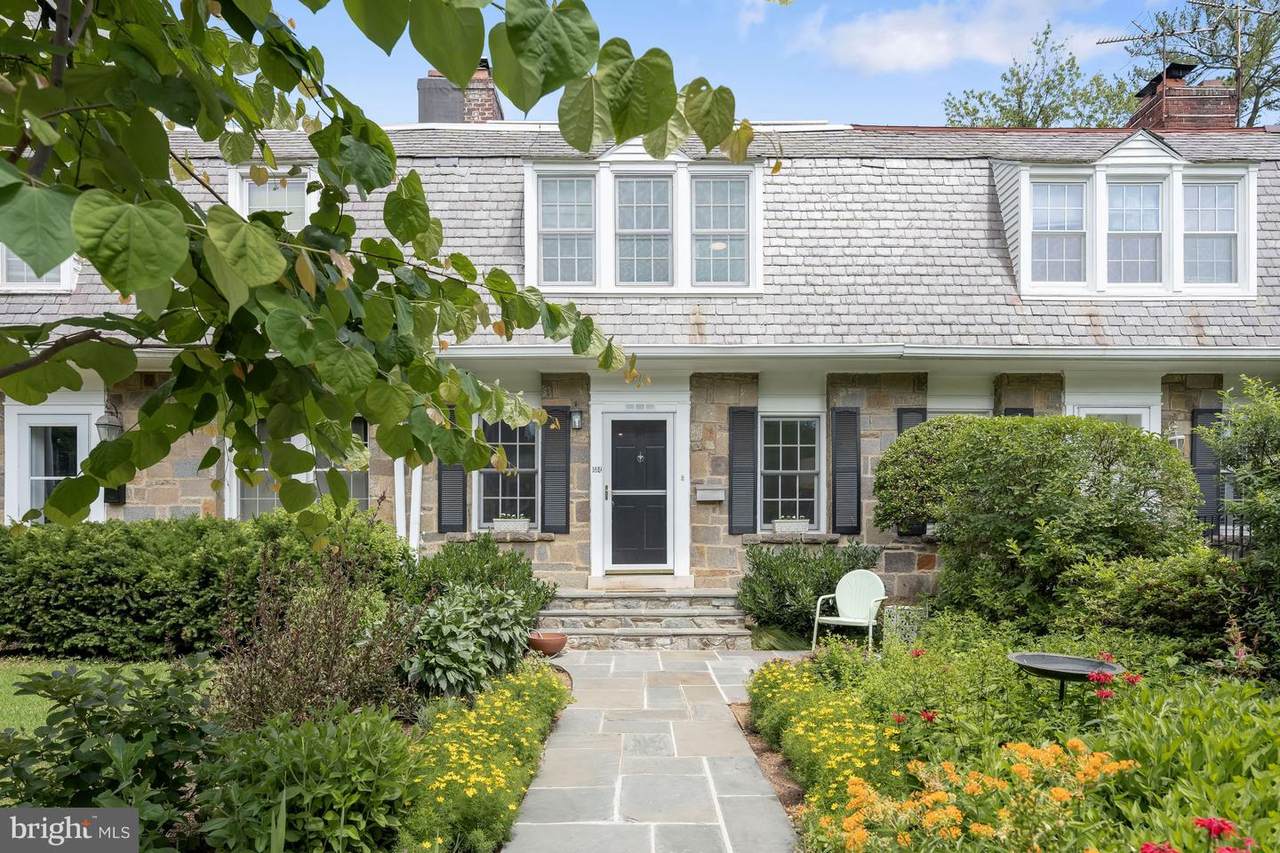 1819 37TH Street - Photo 1