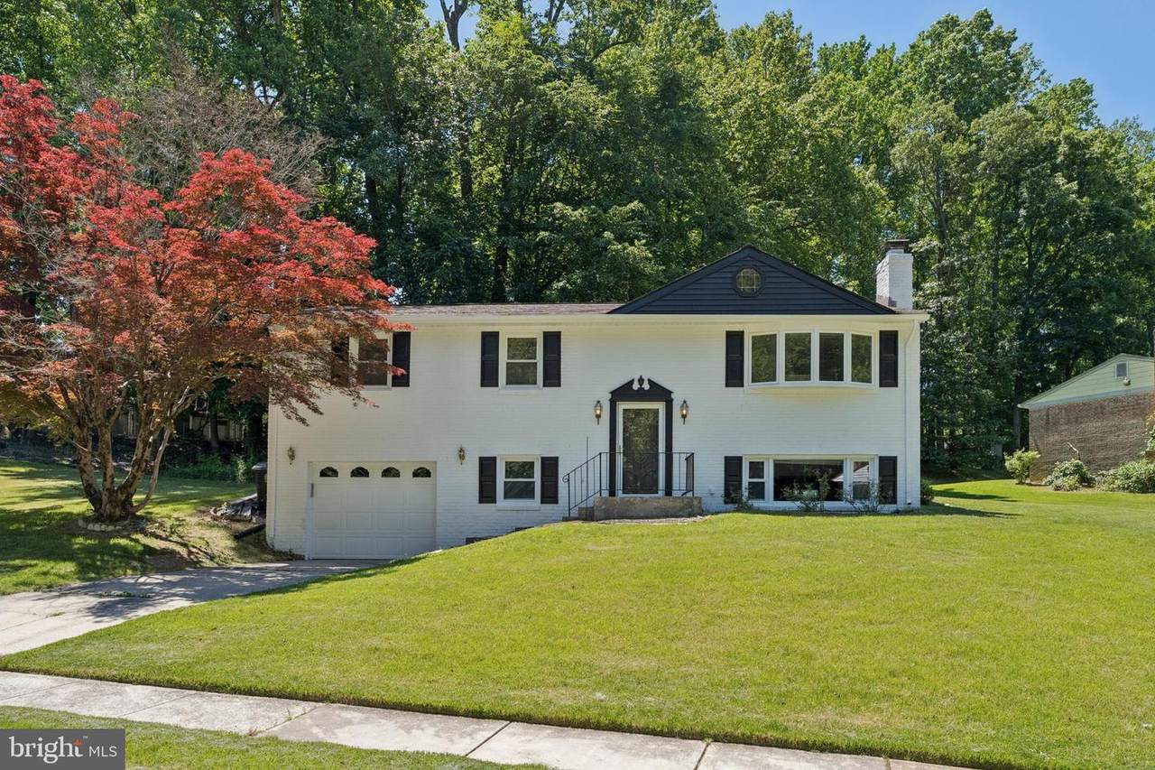 4801 Woodford Lane - Photo 1