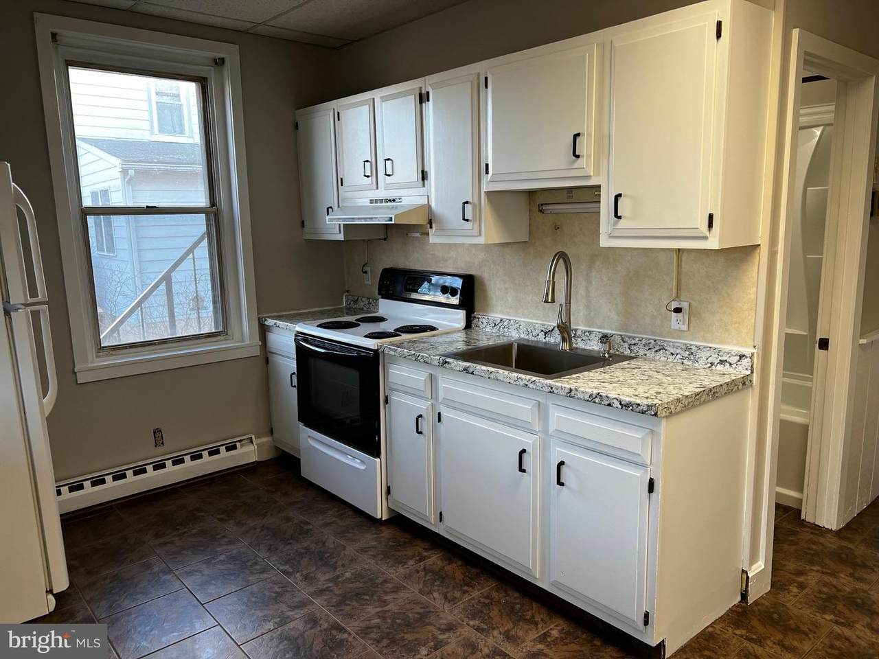 34 5TH Street - Photo 1