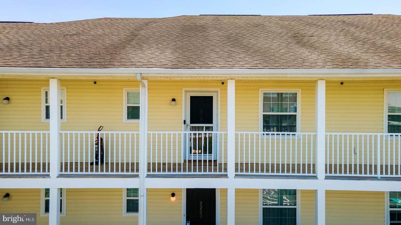 2303 Caitlins Way - Photo 1