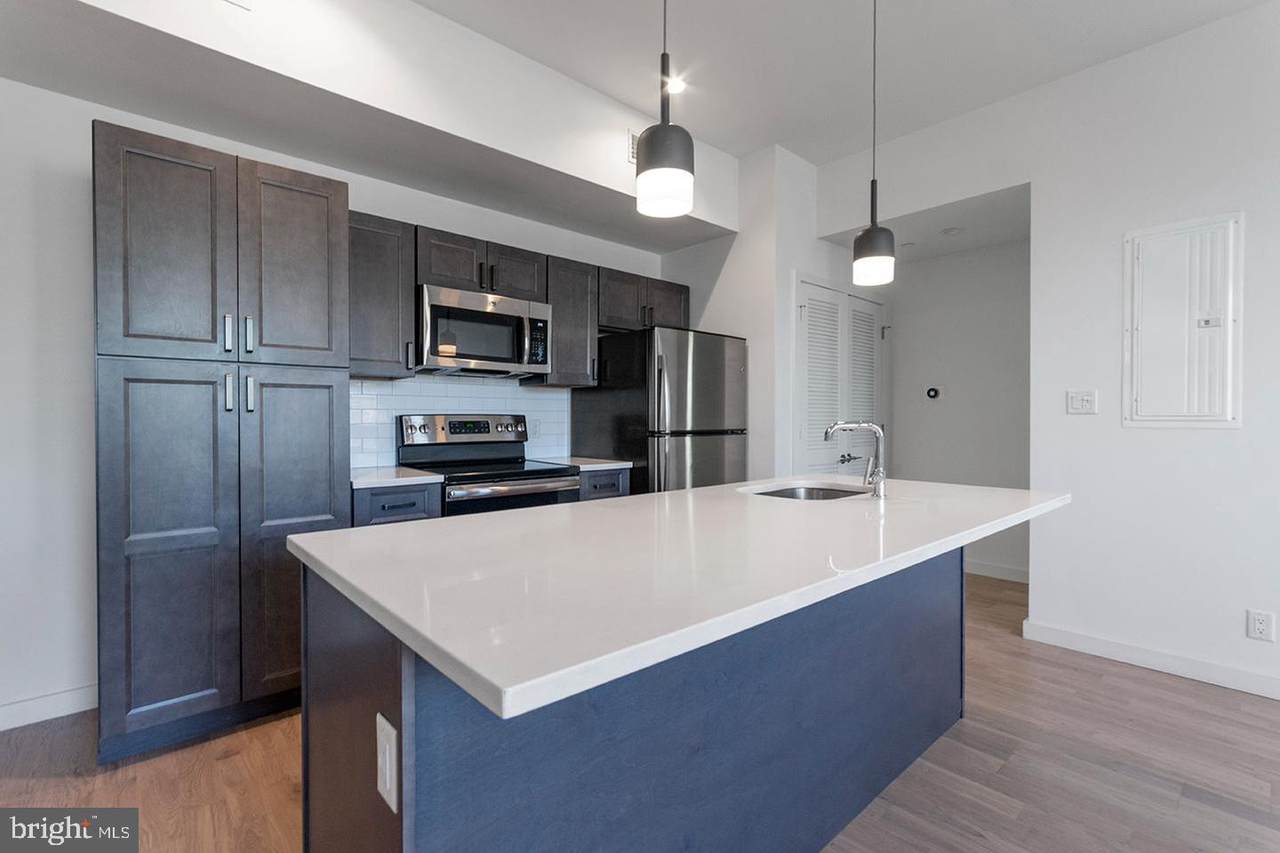 507 8TH Street - Photo 1