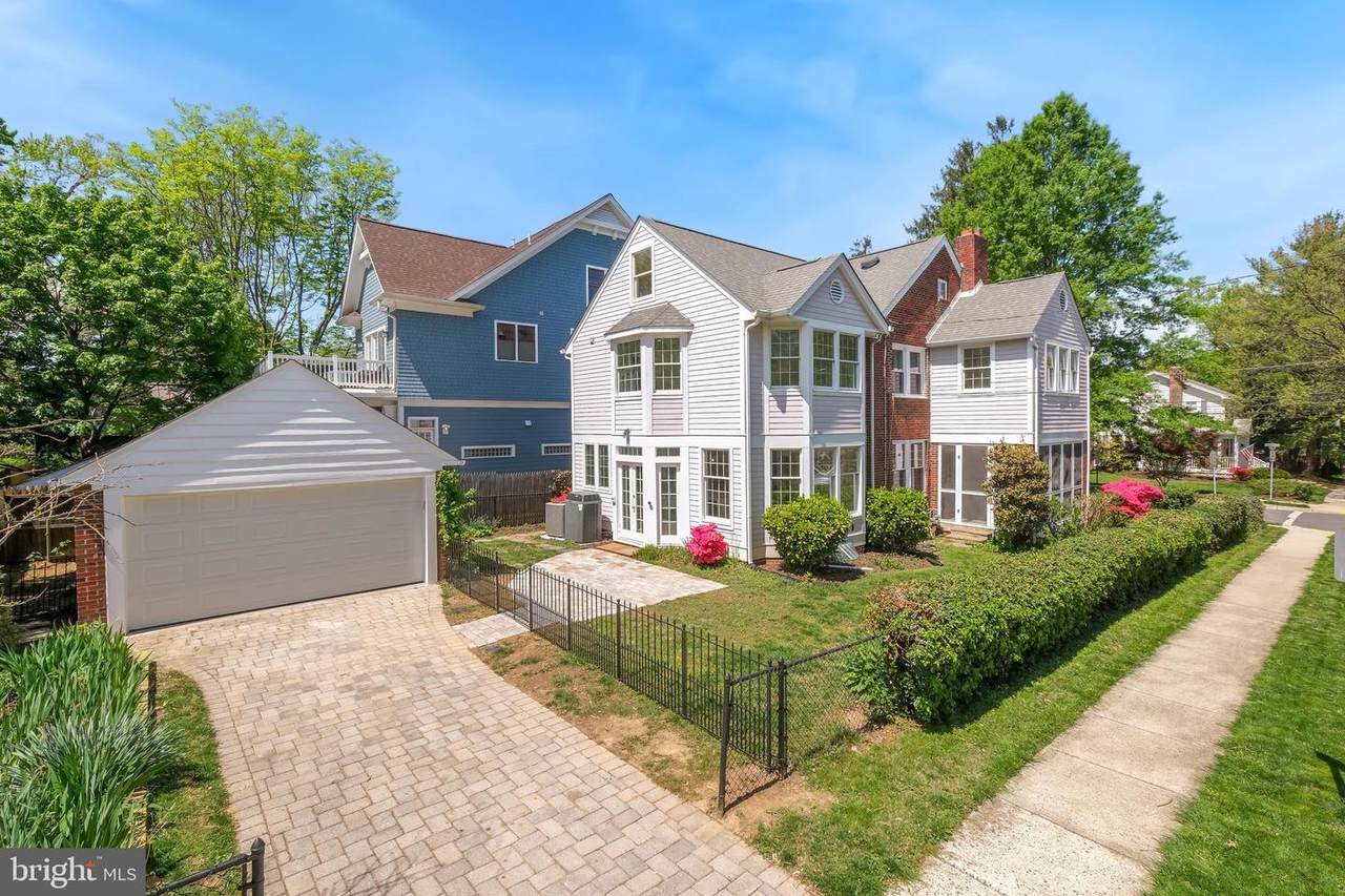 4400 Ridge Street - Photo 1