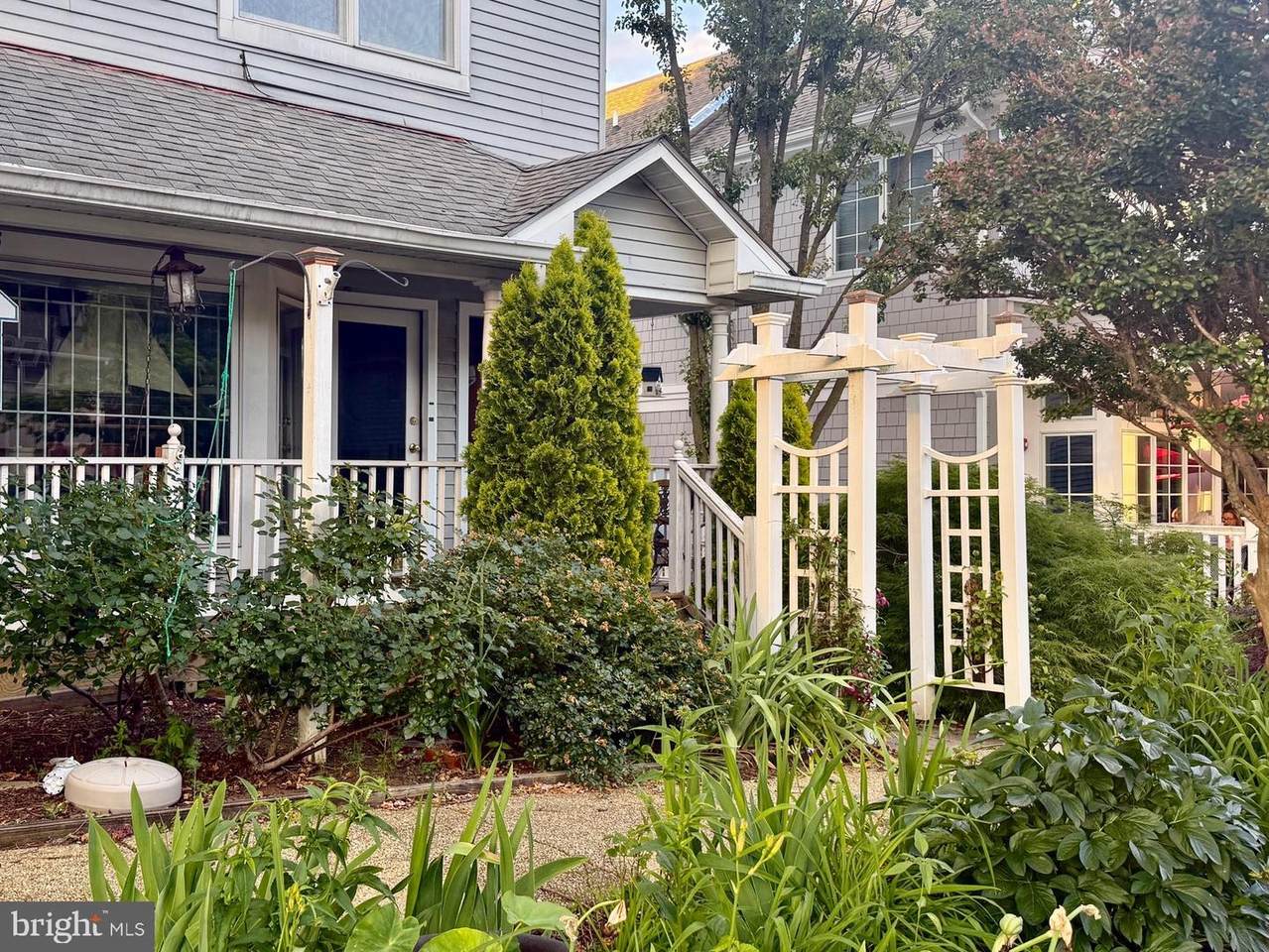 110 Annapolis Street - Photo 1