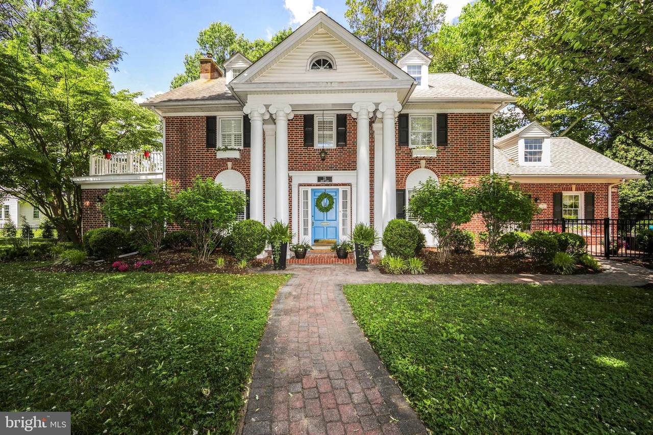 15 Crest Lane - Photo 1