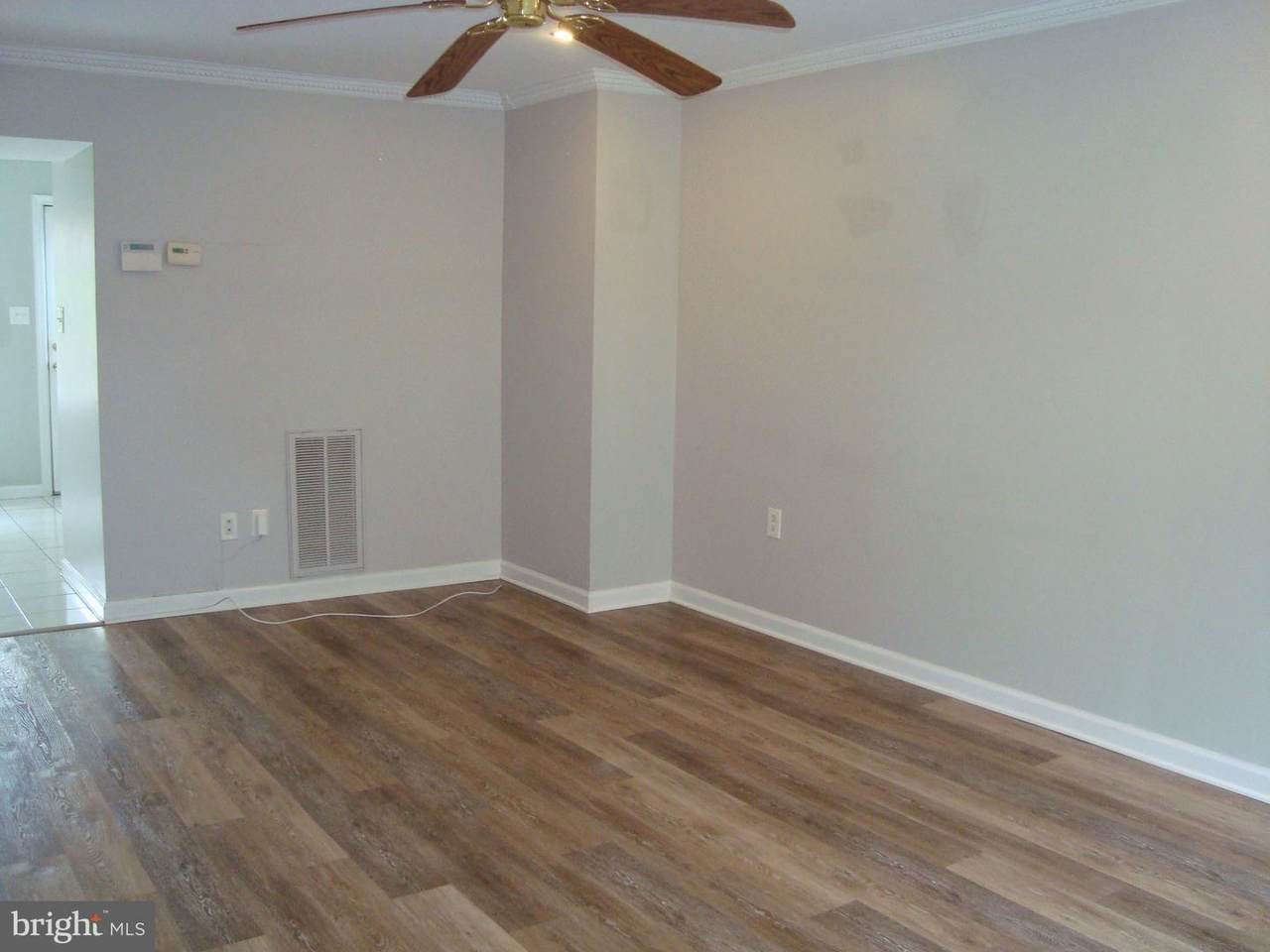 https://bt-photos.global.ssl.fastly.net/brightmls/1280_boomver_1_805003641572-2.jpg