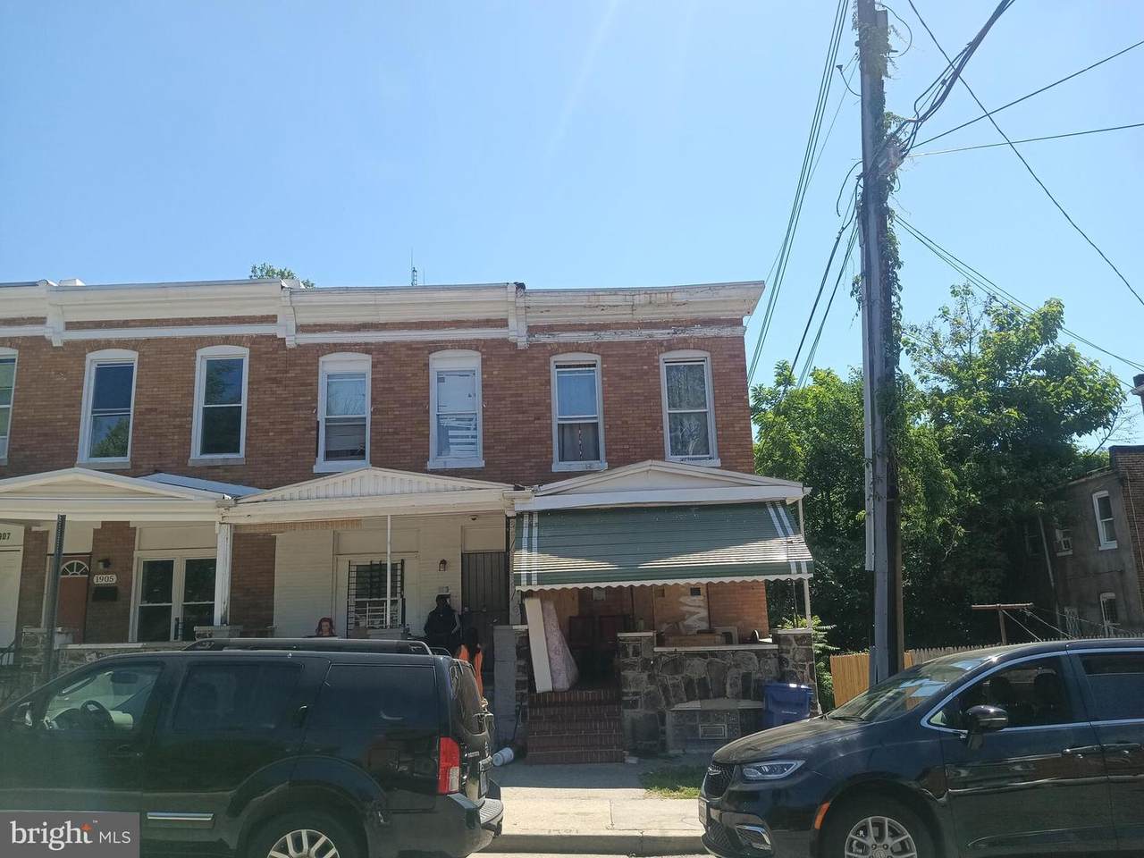 1901 Dukeland Street - Photo 1