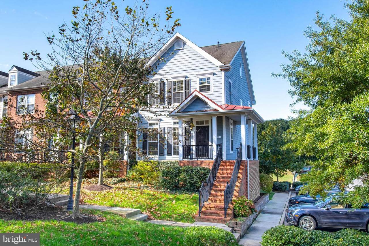 300 Dixon Street - Photo 1