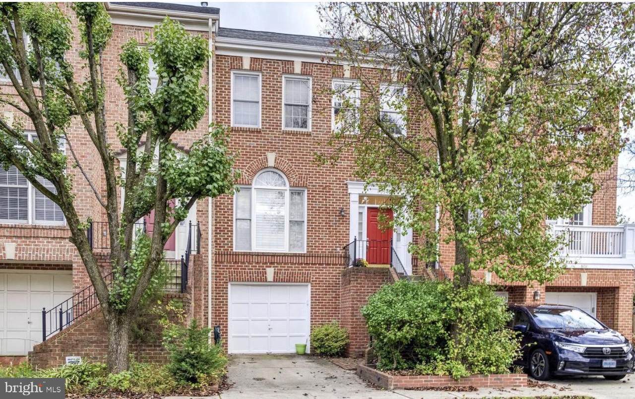 8134 Boss Street - Photo 1