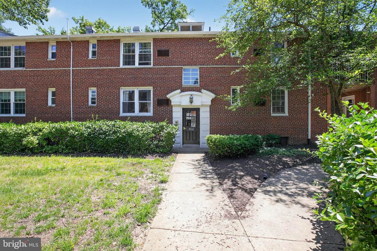 102 George Mason Drive - Photo 1