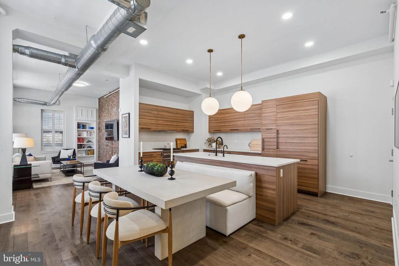1111 Walnut Street - Photo 1