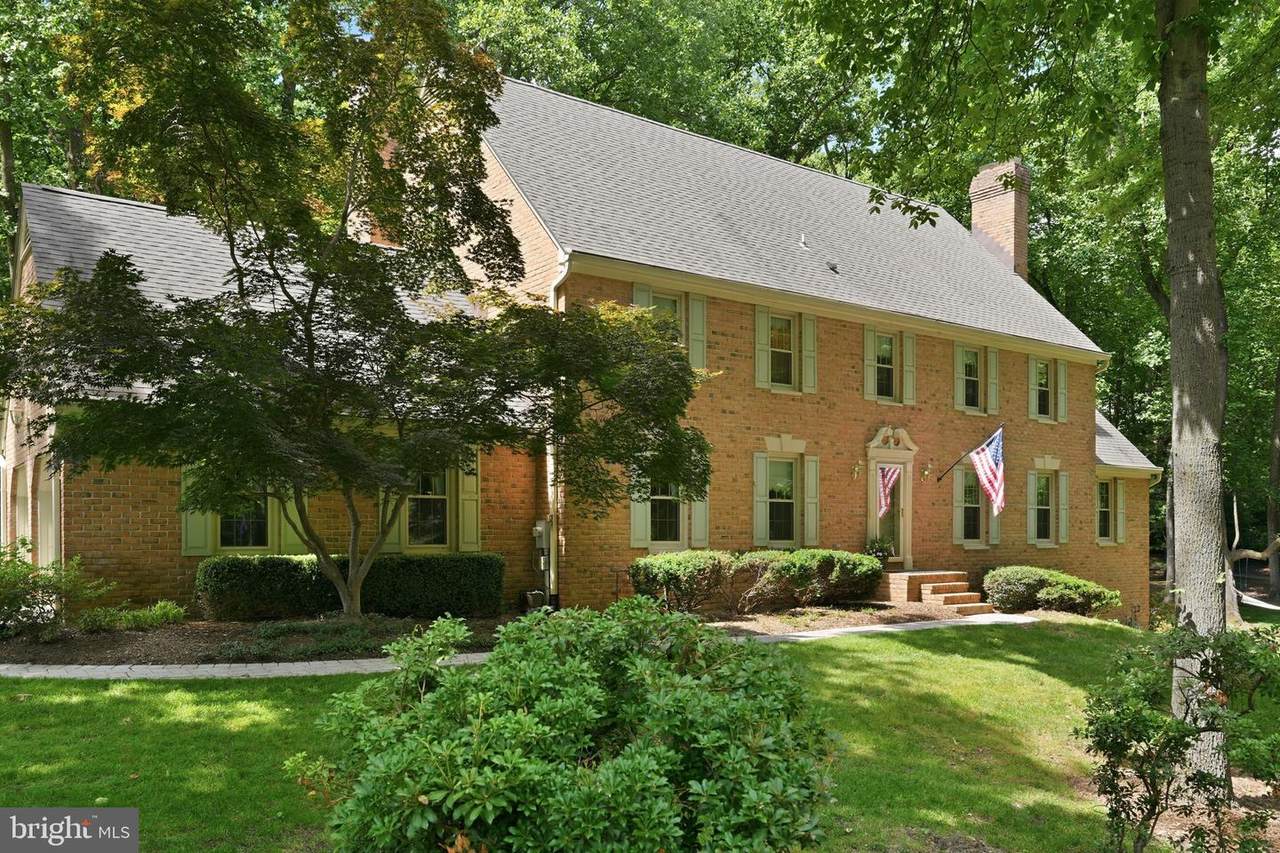 26 Belleview Drive - Photo 1