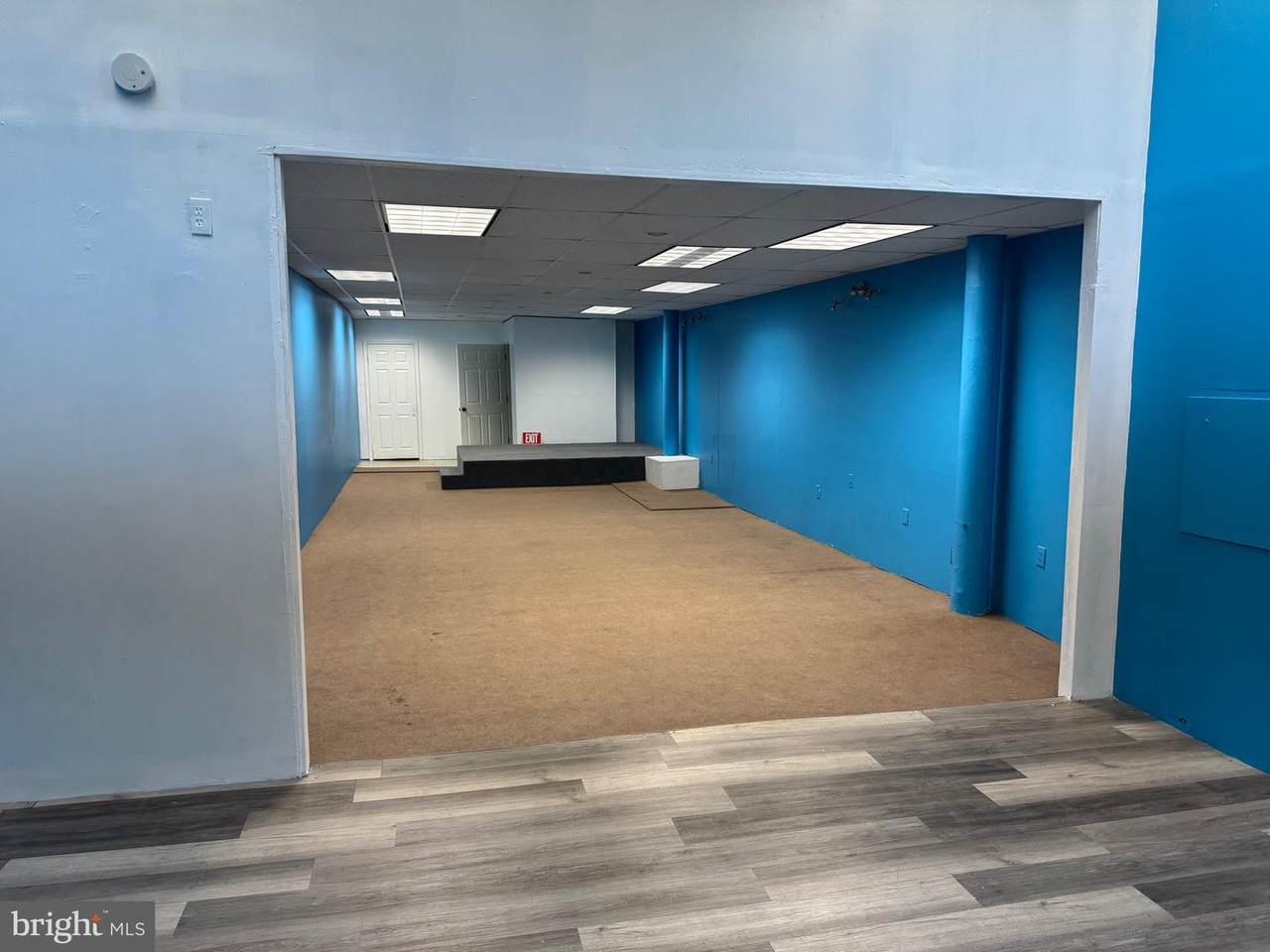 711 Snyder Avenue - Photo 1