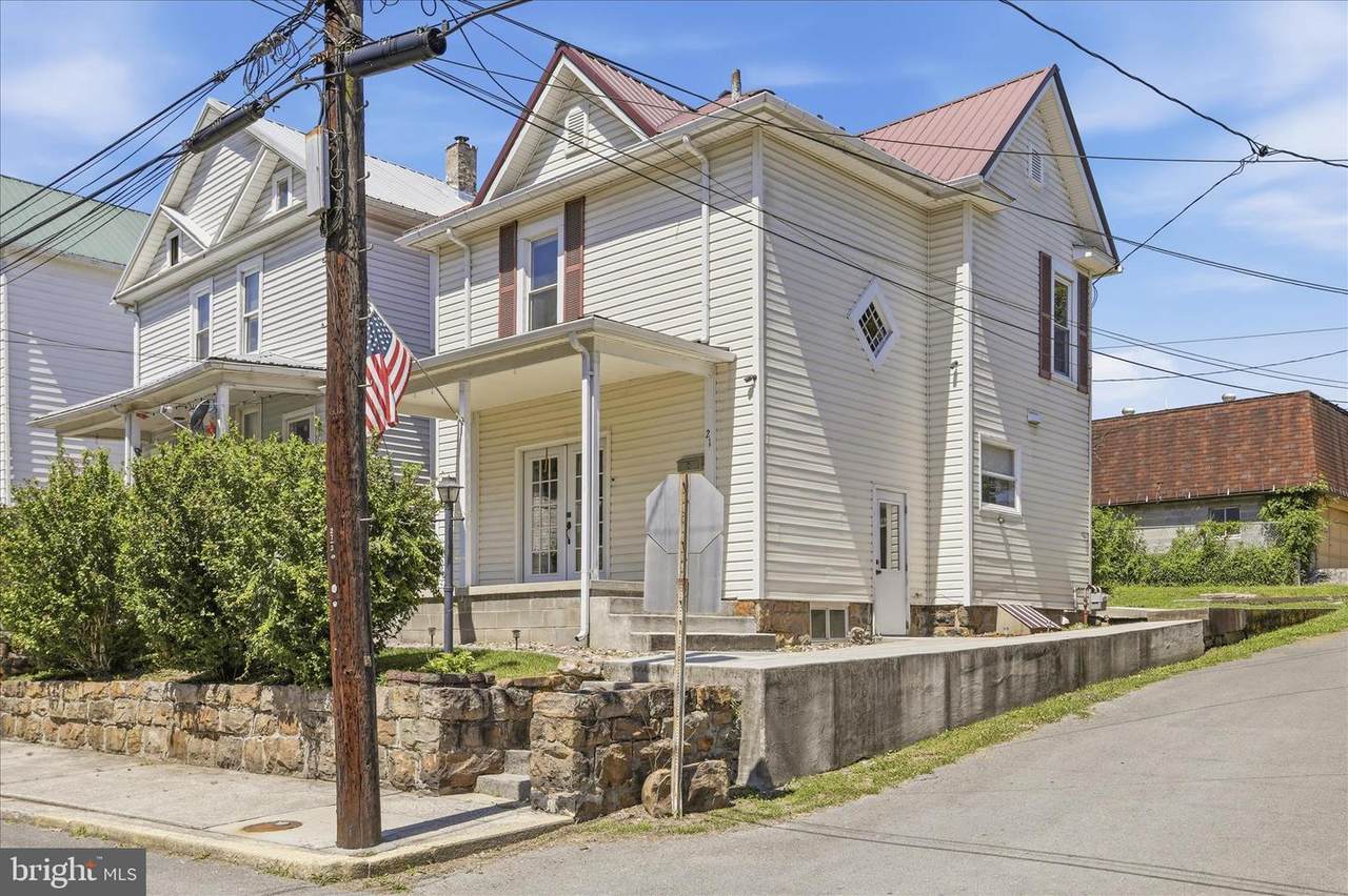 21 Sharpless Street - Photo 1