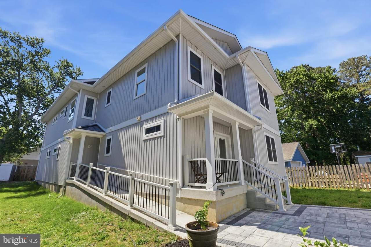 20527 Washington Street - Photo 1