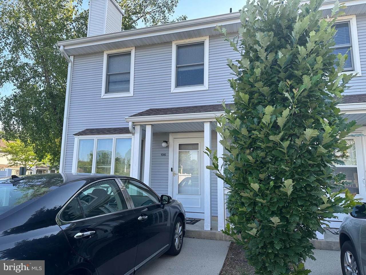 196 Jonathan Dayton Ct - Photo 1