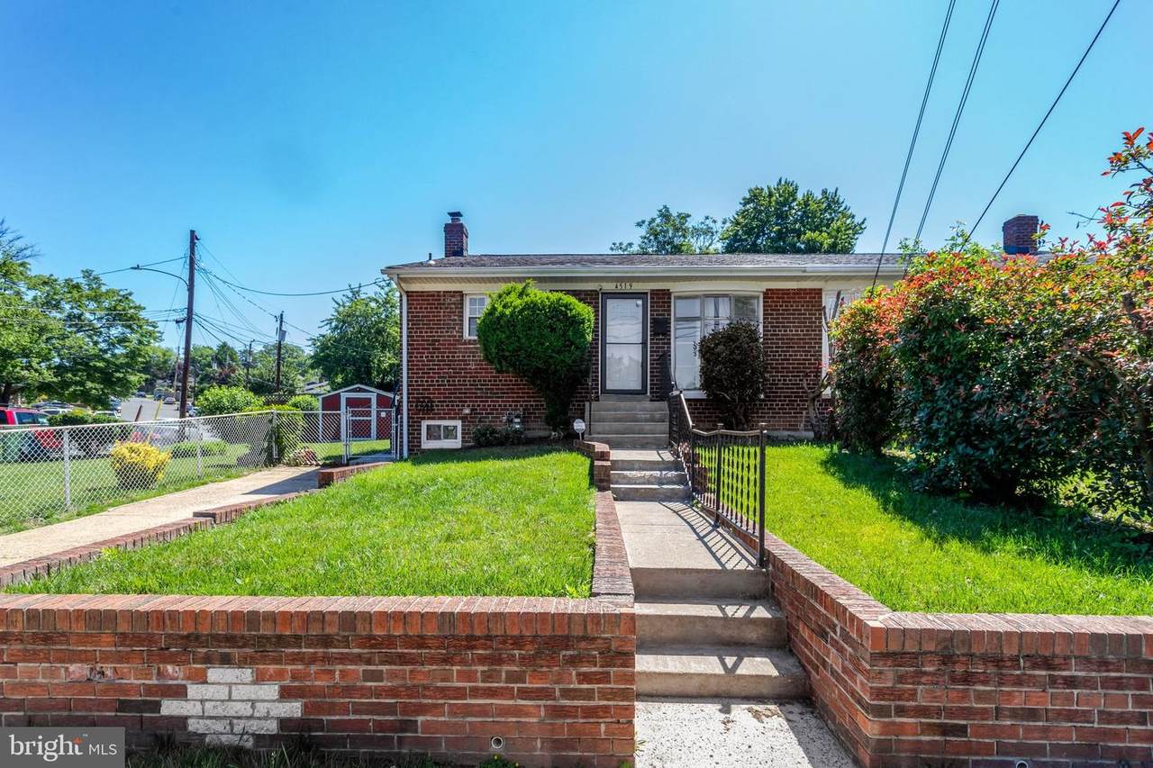 4519 Holmes Run Parkway - Photo 1