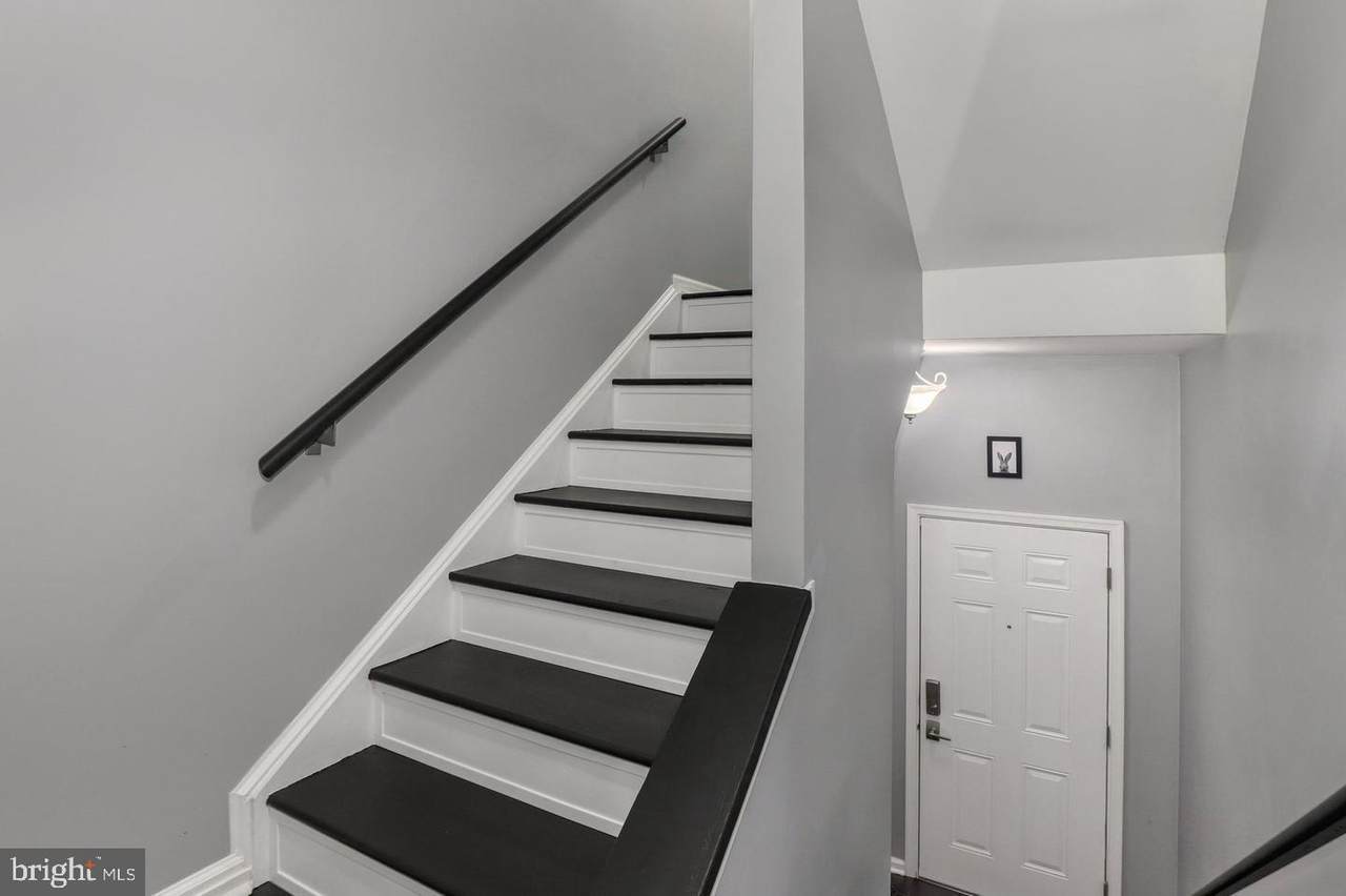 https://bt-photos.global.ssl.fastly.net/brightmls/1280_boomver_1_805007409974-2.jpg